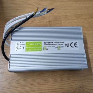 TRANSFO Étanche IP67  12V 20.8A