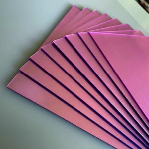 Plexiglass Miroir Rose avec Scotch double Faces 122cm x 61cm Épaisseur 0.5mm